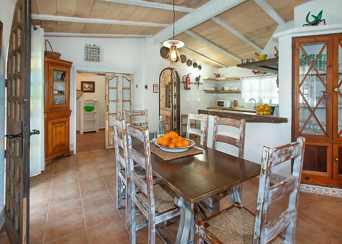 Owl Rafals - Wonder In The Midst Of Nature Villa *